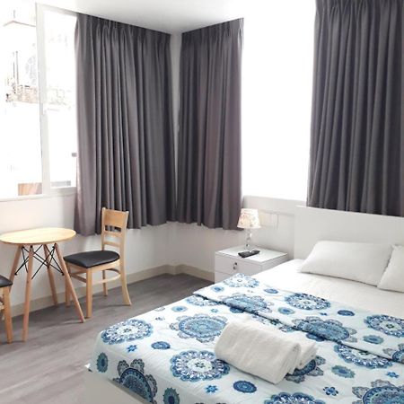 Ben Thanh Hostel Saigon Хошимін Екстер'єр фото